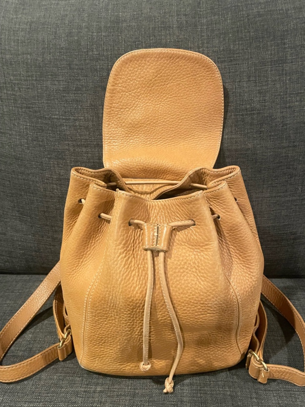 Vintage, Made in Italy, Coach Sonoma small backpack in pebbled leather. #4911. - Picture 7 of 16